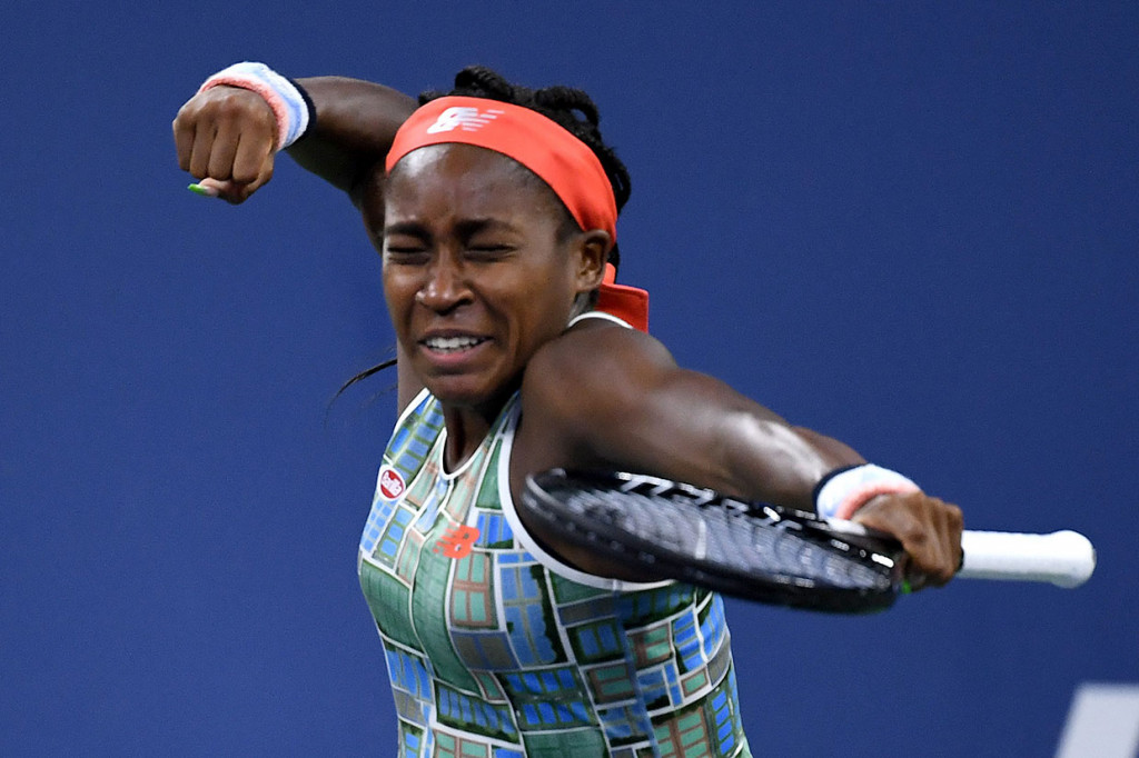 Gauff yang masih berusia 15 tahun mengalahkan petenis peringkat ke-112 Babos dalam pertandingan dua jam dan 21 menit, serta menjadi petenis putri termuda yang mencapai 32 besar di Flushing Meadows sejak Anna Kournikova yang lolos ke babak 16 besar pada 1996.