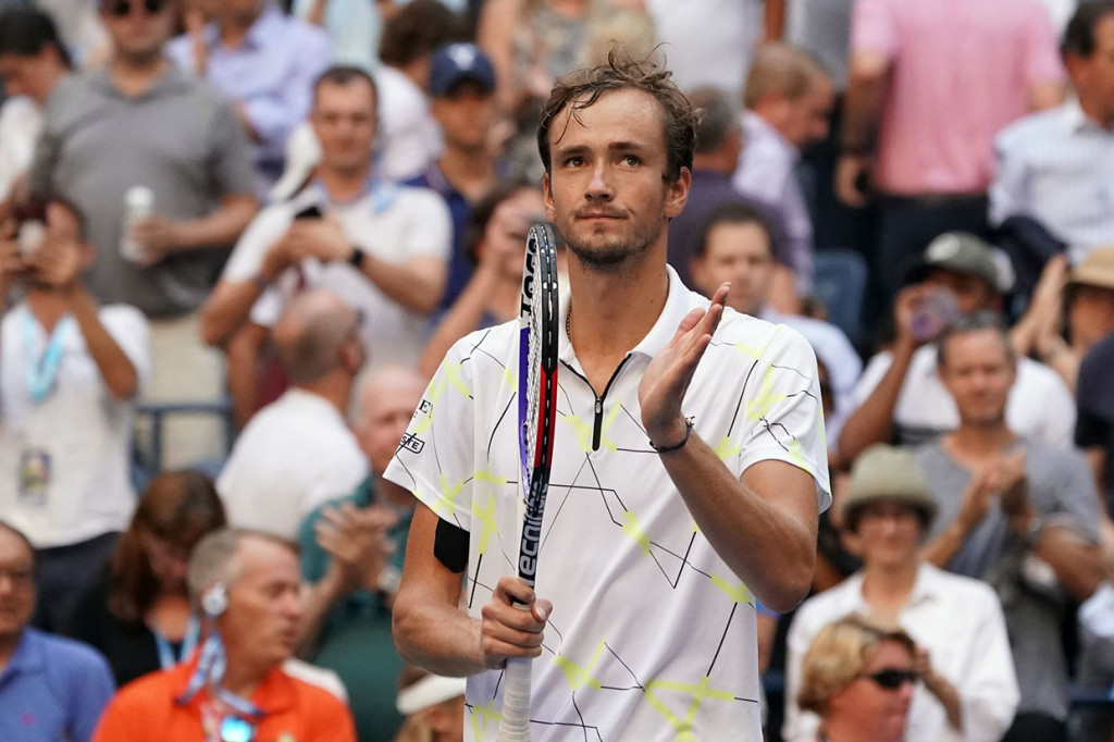 Ini merupakan semifinal pertama Medvedev dalam turnamen Grand Slam. Medvedev, di usianya yang ke-23 tahun merupakan semifinalis termuda pada ajang US Open sejak Novak Djokovic pada 2010 silam.