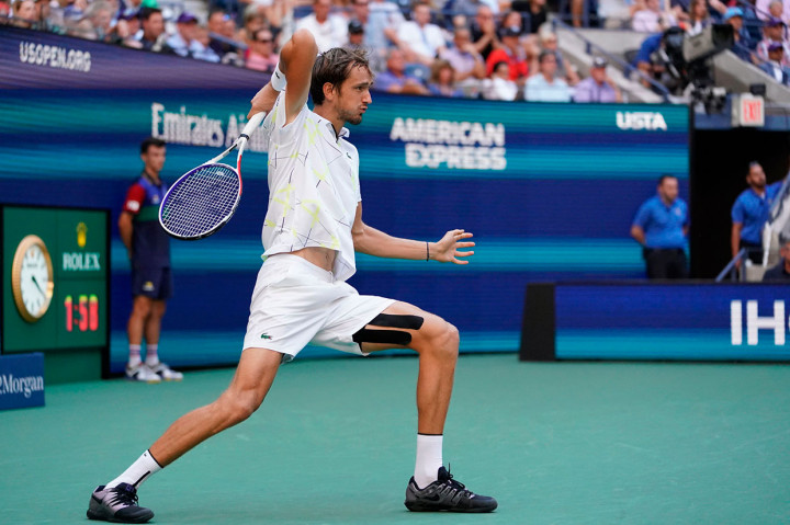 Medvedev ke Semifinal untuk Pertama Kalinya
New York: Petenis Rusia Daniil Medvedev maju ke semifinal untuk pertama kalinya dalam turnamen Grand Slam, setelah menang di perempat final US Open, Rabu, 4 September 2019 WIB. AFP Photo/Getty Images/Matthew Stockman/Clive Brunskill