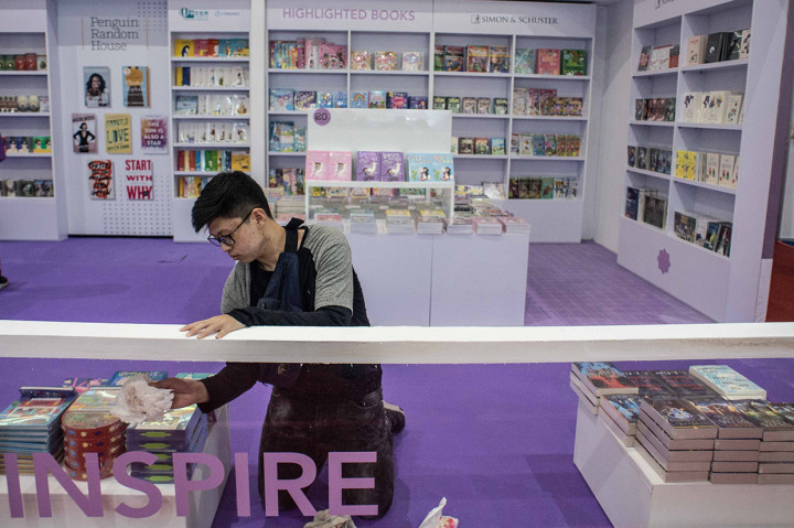 Pameran yang menghadirkan ratusan ribu buku dari berbagai penerbit itu berlangsung hingga 8 September 2019.