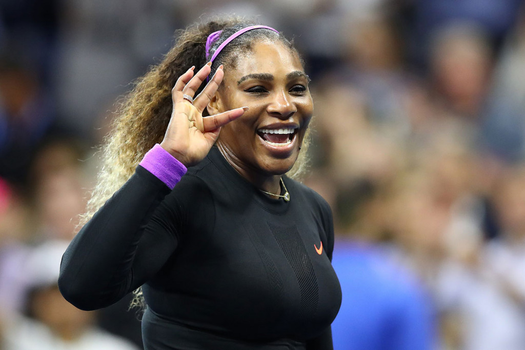 Bagi Serena, ini merupakan kemenangan ke-101 di turnamen US Open, sekaligus menyamai torehan kemenangan terbanyak di Flushing Meadows yang digenggam Chris Evert.