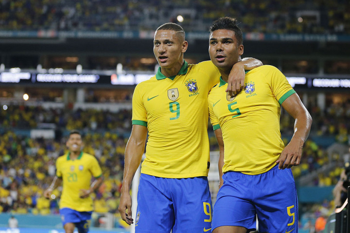 Sebelumnya, Brasil unggul lebih dahulu lewat sundulan Casemiro pada menit ke-20 menyambut sepak pojok Neymar.