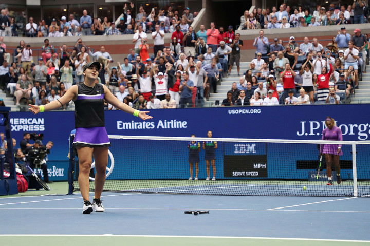 Petenis remaja Bianca Andreescu menjadi juara tunggal Grand Slam pertama Kanada. Afp Photo/Al Bello
