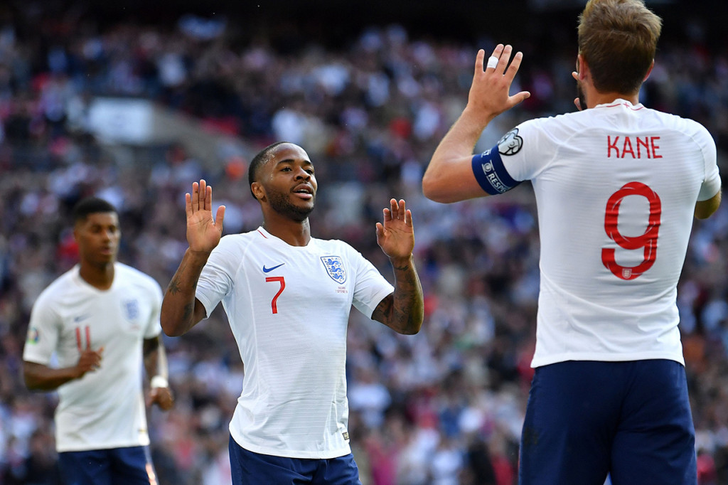 Raheem Sterling menambah keunggulan Inggris menjadi 3-0 di menit ke-55.