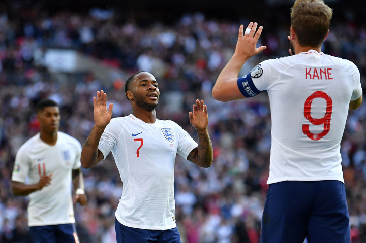 Raheem Sterling menambah keunggulan Inggris menjadi 3-0 di menit ke-55.