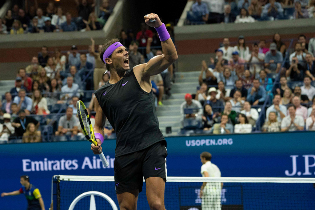 Rafael Nadal memenangi gelar juara seri Grand Slam setelah mengalahkan petenis Rusia, Daniil Medvedev di Stadion Arthur Ashe, Flushing Meadows, New York. AFP Photo/Don Emmert
