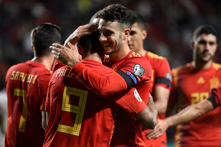 Dengan hasil ini, rekor timnas Spanyol di Grup F masih sempurna. Adapun Kepulauan Faroe masih tertahan di posisi juru kunci dengan nirpoin.