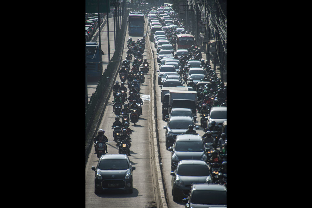 Pemberlakukan tilang elektronik tersebut bertujuan untuk kelancaran dan ketertiban laju bus TransJakarta serta lalu lintas secara umum.