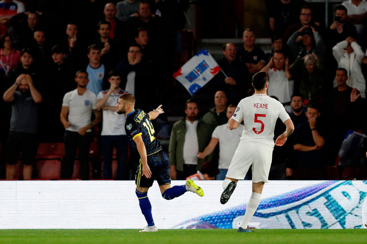 Empat menit babak kedua berjalan Valon Berisha mencetak gol kedua untuk Kosovo untuk mengubah kedudukan menjadi 5-2. Dan eksekusi penalti Vedat Muriqi pada menit ke-54 berhasil memperkecil ketertinggalan Kosovo menjadi 5-3.