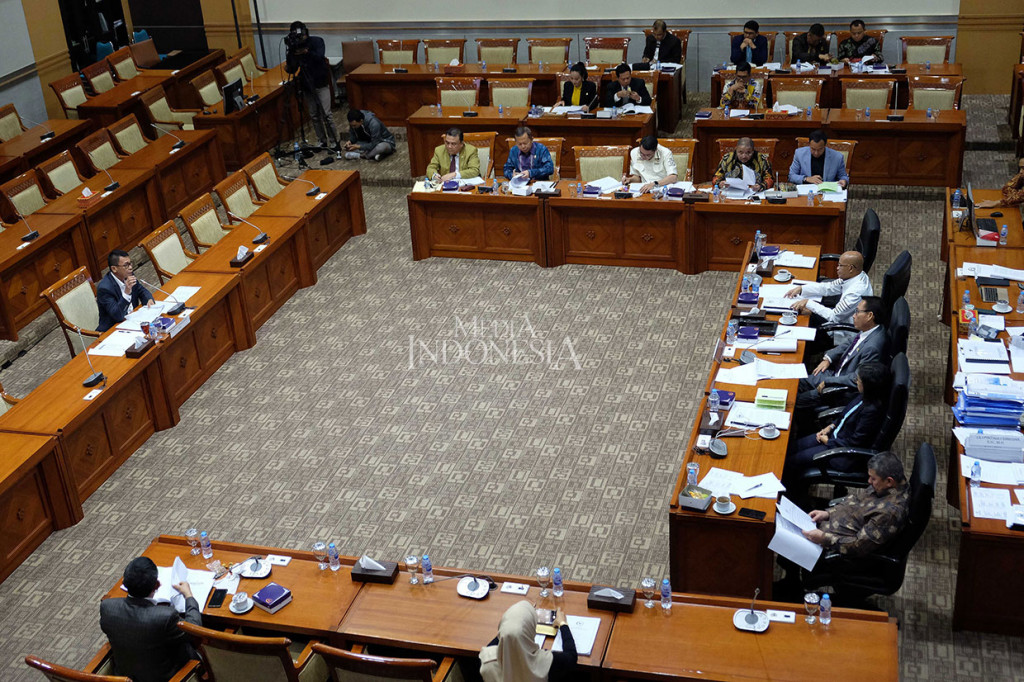 Sementara itu, di hari kedua atau Kamis, 12 September 2019, lima capim KPK yang akan menjalani uji kelayakan adalah Alexander Marwata, Johanis Tanak, Luthfi Jayadi Kurniawan, Firli Bahuri, dan Roby Arya. Uji kelayakan capim KPK yang berlangsung dua hari tersebut berlangsung di Ruang Rapat Komisi III DPR dan dimulai sejak pukul 10.00 WIB hingga 18.30 WIB. MI/Susanto