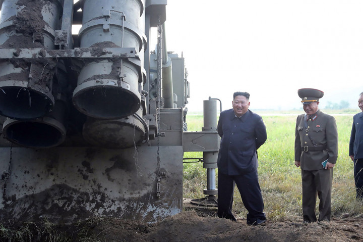 Kantor berita resmi Korut, Korean Central News Agency (KCNA), dalam artikel terbaru menyebut Kim Jong-Un 'memberikan panduan lapangan' untuk uji coba pada Selasa, 10 September 2019.