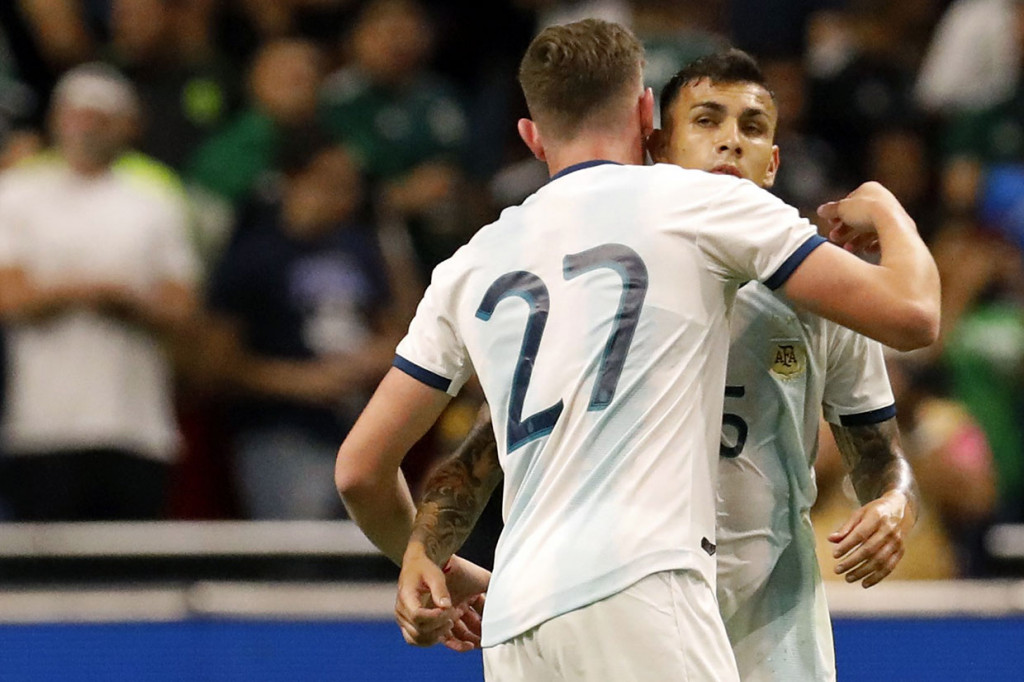 Sementara gelandang Paris Saint-Germain Leandro Paredes mencetak gol Argentina lainnya dari titik putih pada menit ke-33, ketika raksasa Amerika Selatan itu unggul 4-0 di babak pertama.
