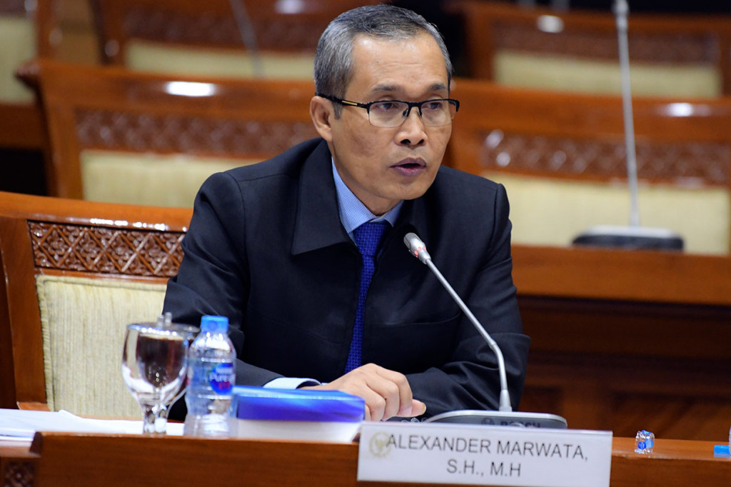 Calon pimpinan KPK petahana Alexander Marwata menjalani uji kepatutan dan kelayakan di ruang rapat Komisi III DPR, Kompleks Parlemen, Senayan, Jakarta, Kamis, 12 September 2019.