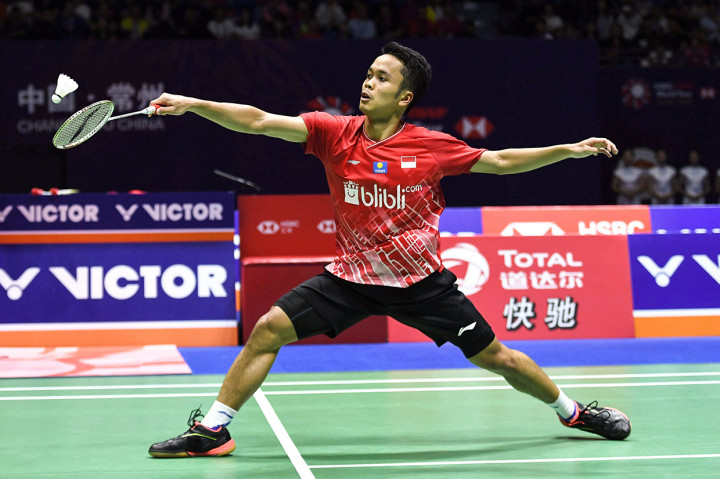 Ginting sempat merebut gim pertama, meski akhirnya menyerah dengan skor 21-19, 17-21, 21-19.