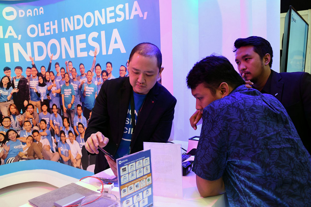 Acara ini juga akan menghadirkan lebih dari 100 pembicara dan menargetkan 20.000 peserta untuk membahas berbagai isu penting terkait perkembangan industri fintech dan dampaknya terhadap masyarakat luas.
