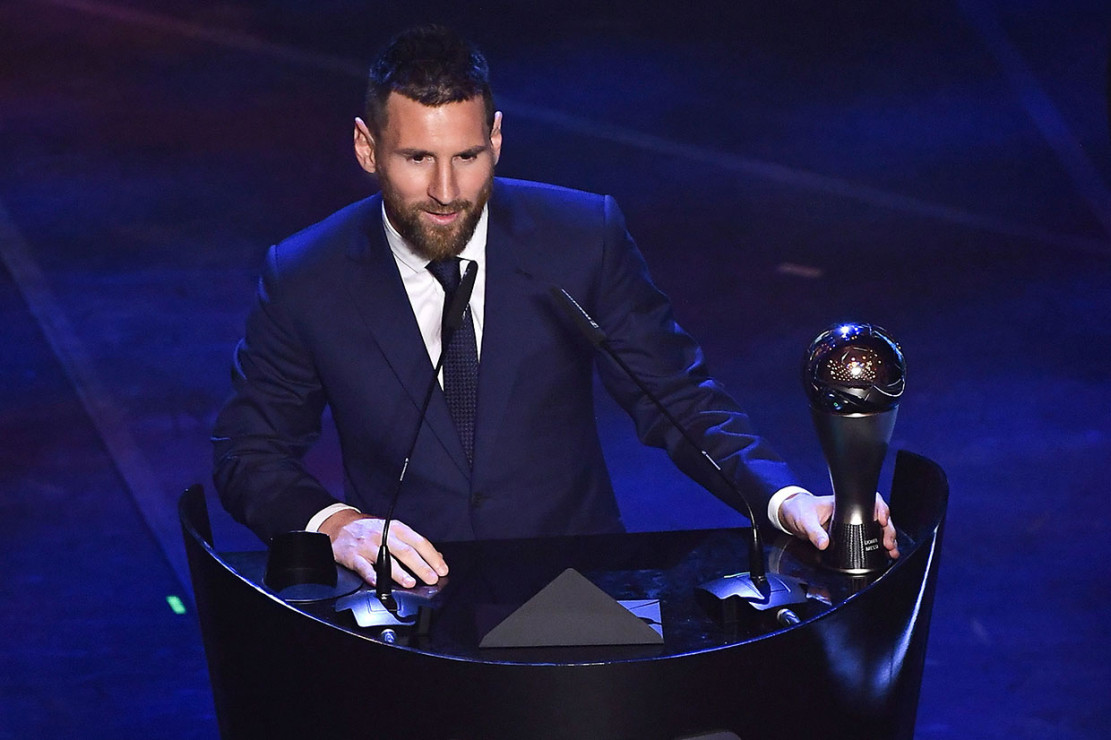 Messi Raih Penghargan Pemain Terbaik FIFA