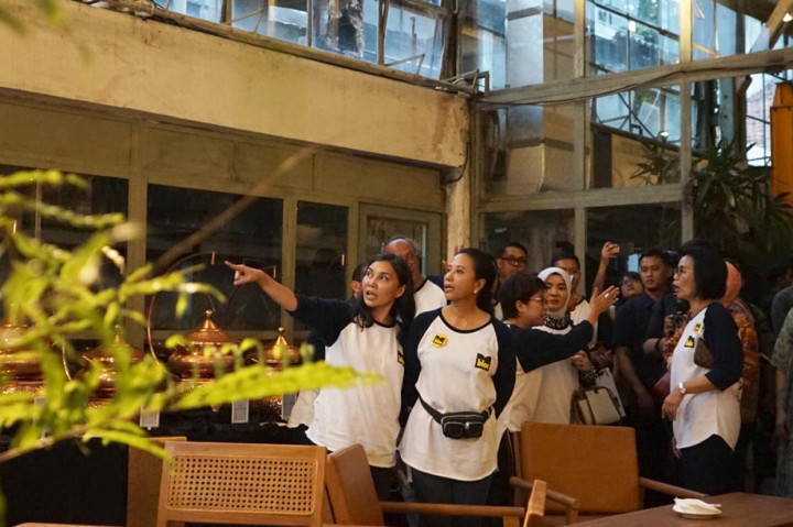 Memanfaatkan gedung-gedung tua milik Perum Peruri yang sudah lama terbengkalai, sekelompok anak muda menyulap kawasan itu menjadi ruang kreatif.