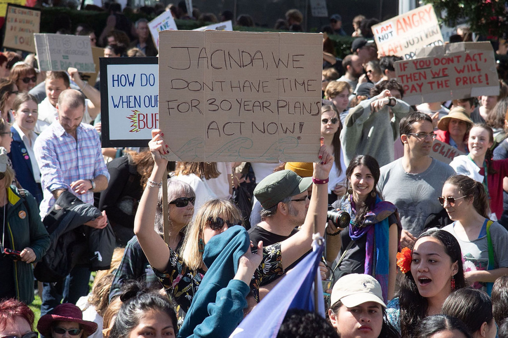 Thunberg, yang menjadi inspirasi aksi mogok sekolah, pekan ini memprotes para pemimpin dunia atas minimnya kebijakan perubahan iklim di KTT Aksi Iklim PBB di New York pekan ini.