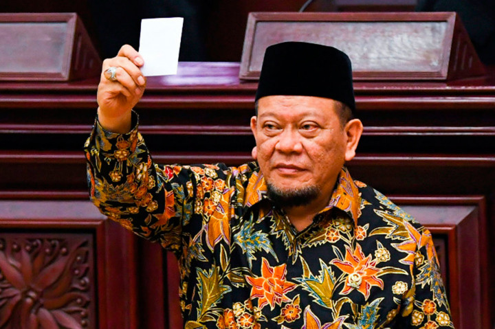 Senator asal Jawa Timur La Nyalla Mahmud Mattalitti terpilih sebagai Ketua DPD periode 2019-2024 dengan memperoleh 47 suara dalam proses pemungutan suara.