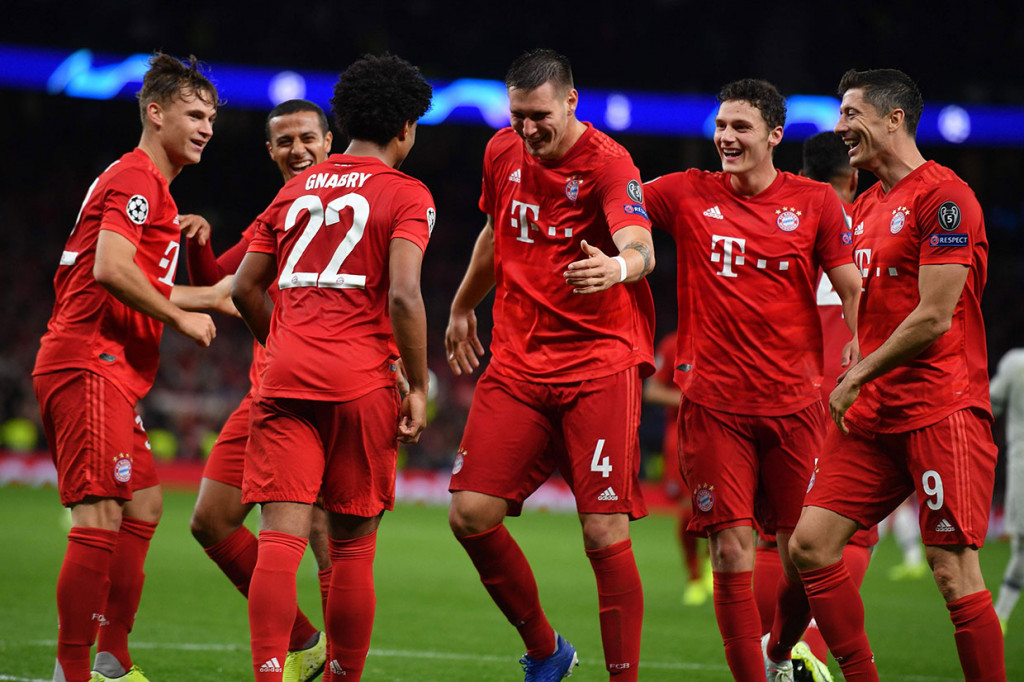 Dan Gnabry mencetak gol keempat alias quattrick pada menit ke-88, sekaligus menutup kemenangan Muenchen menjadi 7-2.