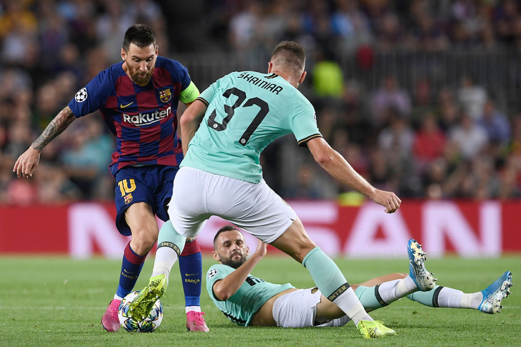 Barcelona turun dengan kekuatan penuh pada laga tersebut. Diperkuat trio MSG yang dikomandoi Lionel Messi, Luis Suarez, dan Antoine Griezmann di lini depan, Blaugrana langsung tampil agresif sejak awal pertandingan.