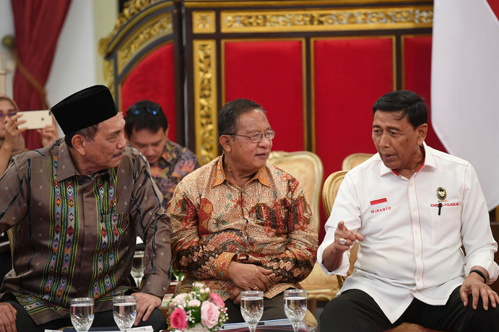 Sidang Kabinet Paripurna tersebut membahas evaluasi pelaksanaan RPJMN 2014-2019 dan persiapan implementasi APBN Tahun 2020. 
