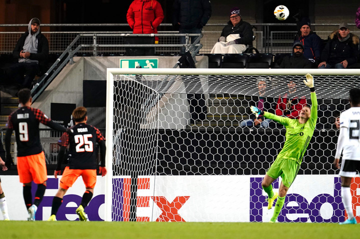 PSV Eindhoven mempermalukan Rosenborg dengan skor 4-1 dalam rangkaian laga kedua Grup D Liga Europa.