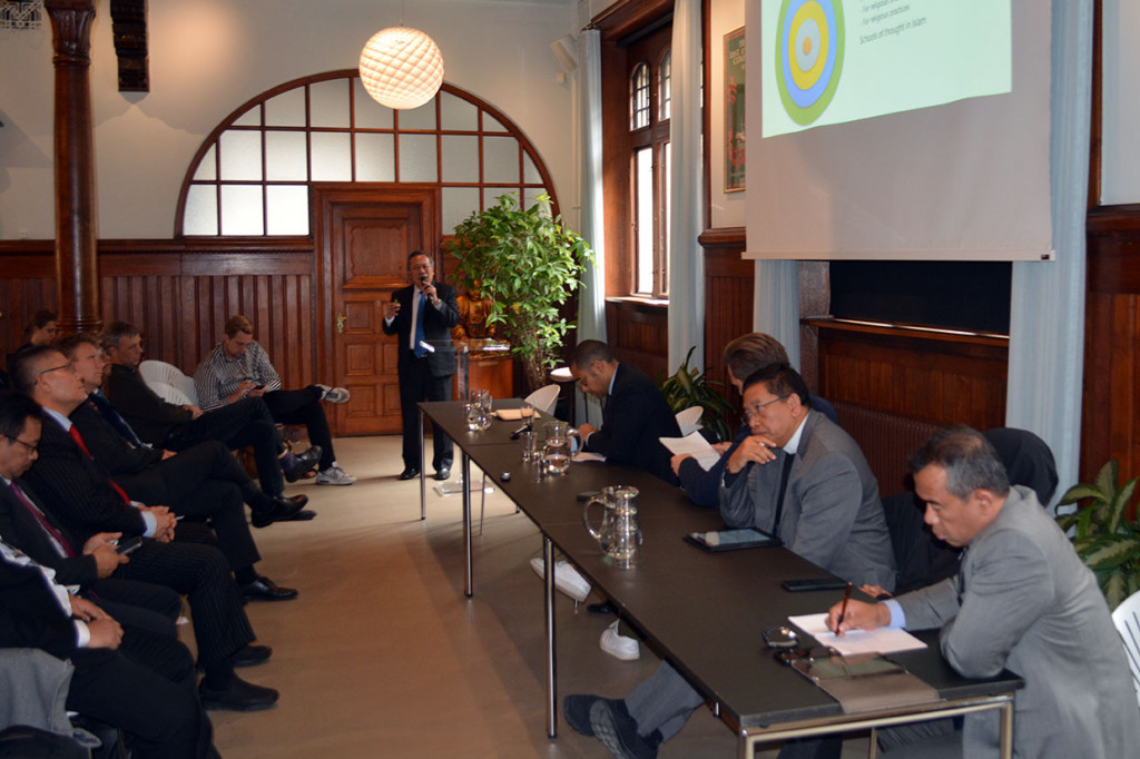 Duta Besar RI untuk Denmark, Ibnu Said, mengatakan di era perkembangan teknologi dan arus informasi yang dapat diakses siapapun, ujaran kebencian dan berita bohong (hoaks) menyebar dengan mudah dan mengakibatkan terbangunnya kebencian dan opini publik negatif. 