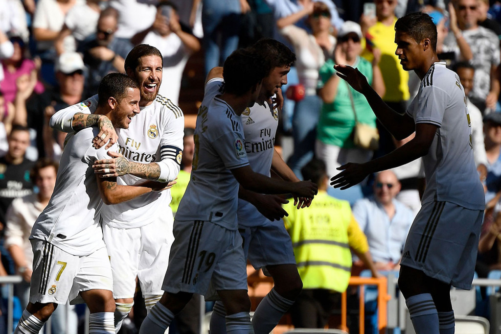 Eden Hazard menggandakan keunggulan Madrid di akhir babak pertama. Ini merupakan gol perdana Hazard bersama Madrid.