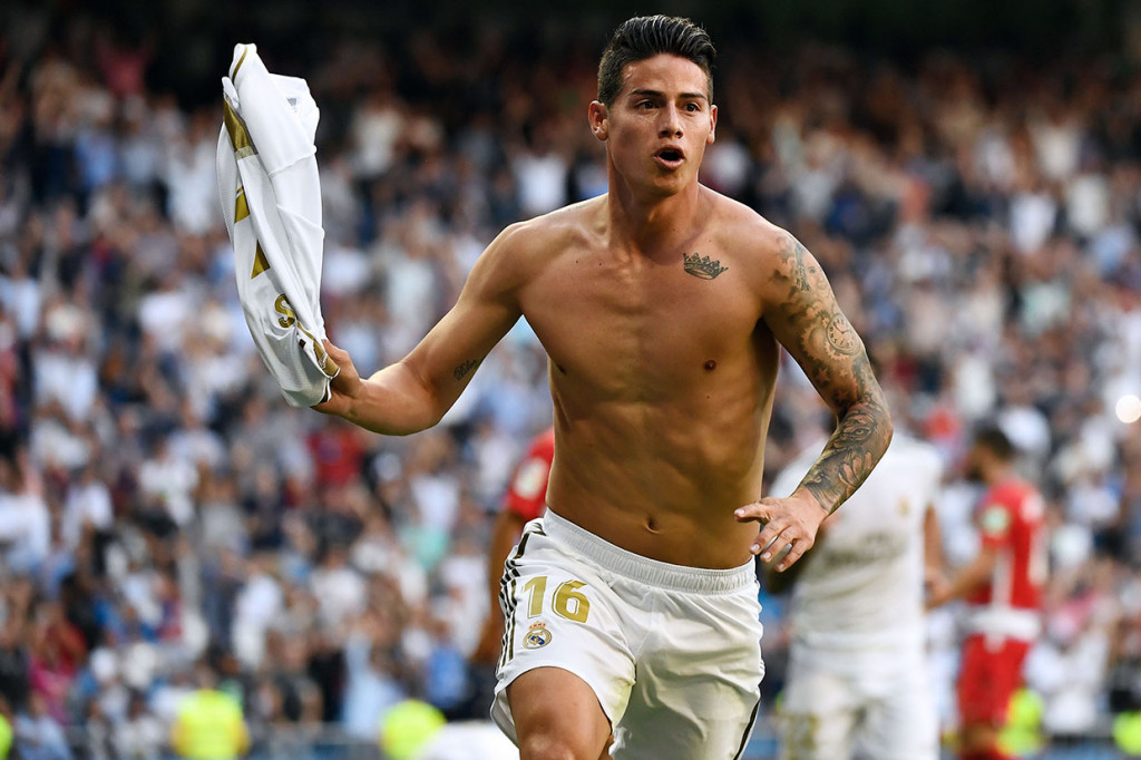 Di masa injury time James Rodriguez memastikan kemenangan Los Blancos menjadi 4-2