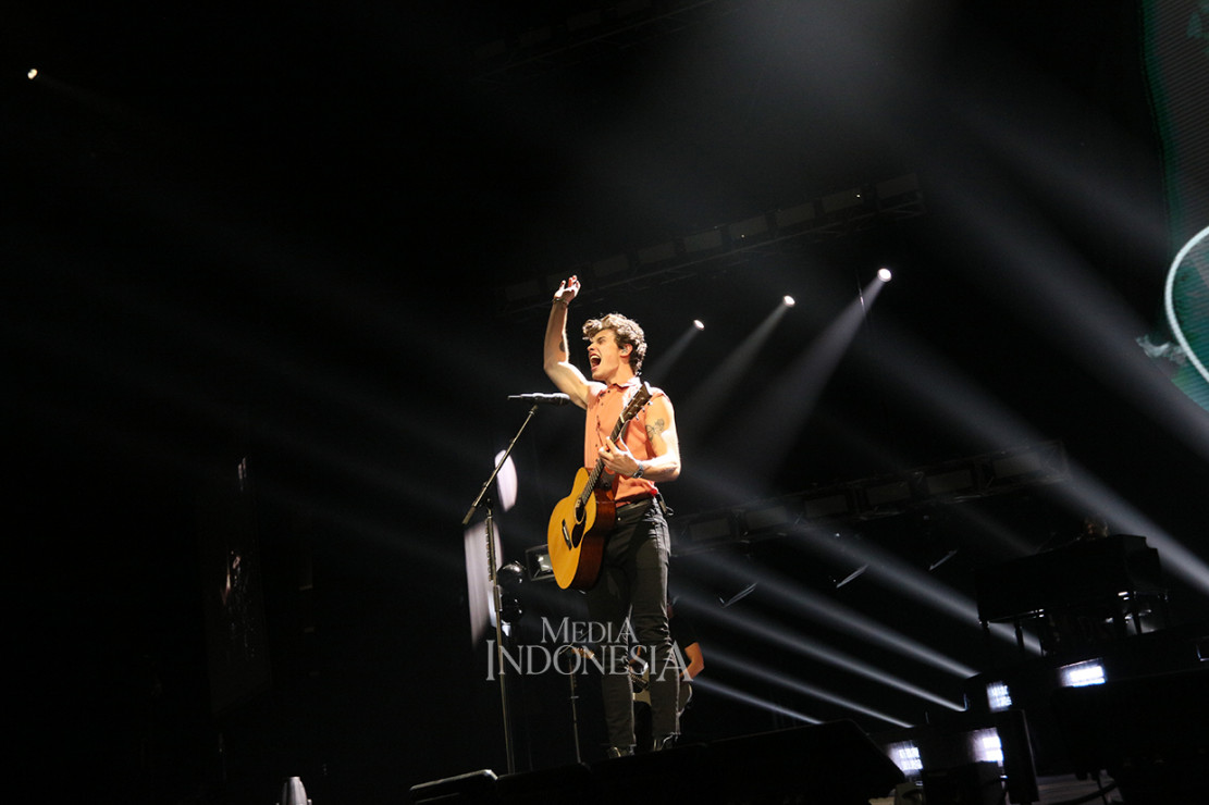 Kemeriahan Konser Shawn Mendes di Sentul