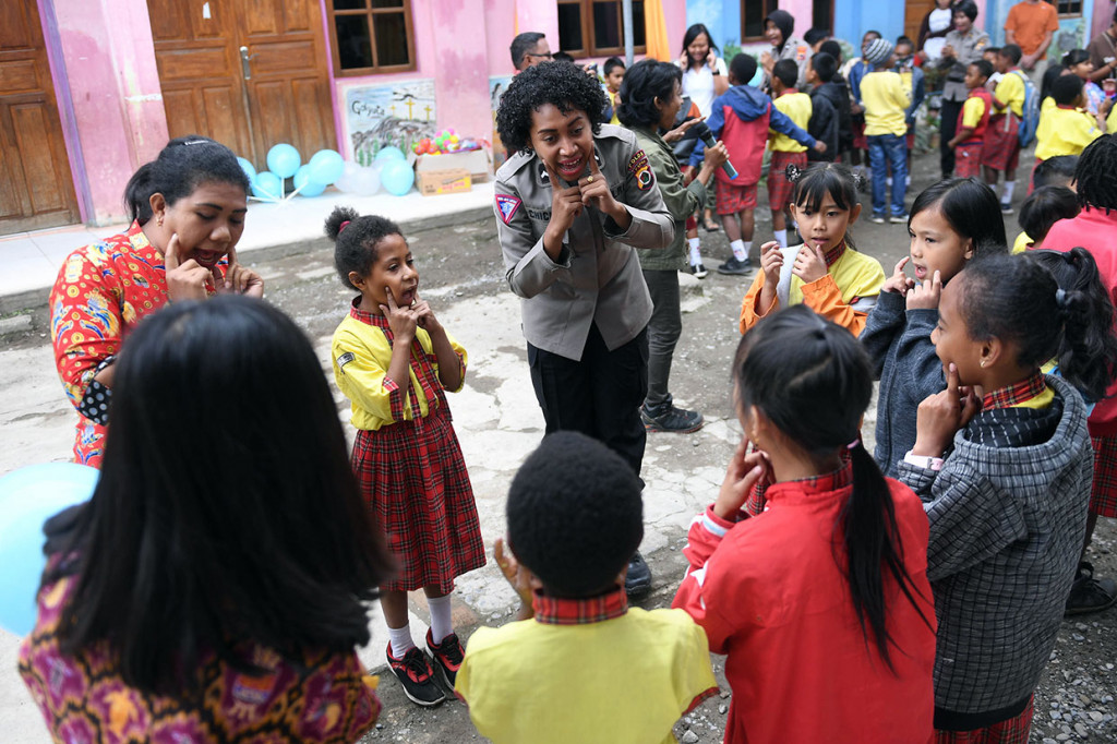 Aktivitas di sejumlah sekolah Kota Wamena masih berfokus pada pemulihan trauma pada siswa pascaaksi unjuk rasa yang berujung anarkis pada 23 September 2019 lalu. 