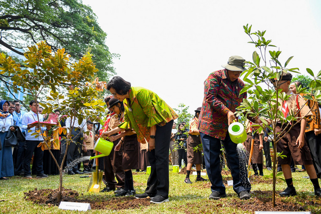 BPDLH atau LH-Fund adalah badan layanan umum di bawah Kemenkeu yang diharapkan dapat mendorong pembiayaan di bidang lingkungan hidup guna memastikan keberlangsungan perlindungan dan pengelolaan lingkungan hidup.