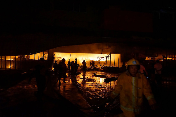 Filipina merupakan bagian dari 'Cincin Api' Pasifik, sebuah busur aktivitas seismik intens yang membentang dari Jepang melalui Asia Tenggara dan melintasi lembah Pasifik.