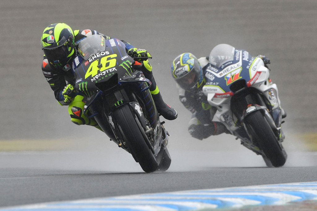 Valentino Rossi (Monster Energy Yamaha MotoGP) yang tampil kelima tercepat secara umum di sesi latihan bebas, harus puas start dari P10 Minggu nanti di belakang Aleix Espargaro yang tampil impresif untuk Aprilia.