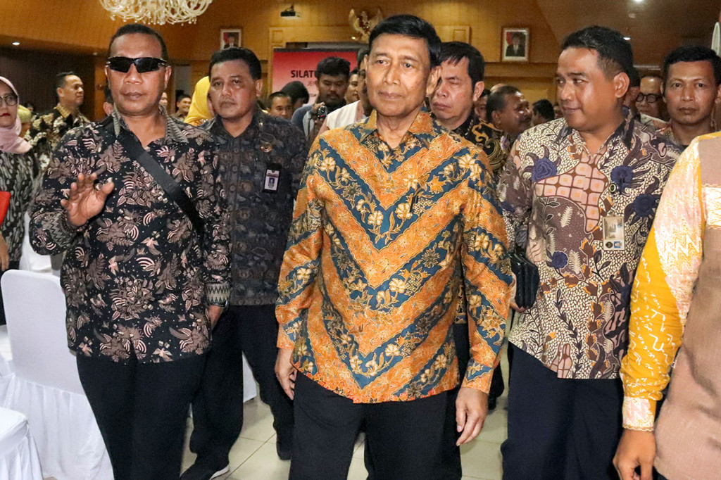 Wiranto berpesan kepada jajaran Kemenko Polhukam agar kinerja yang sudah dapat dilakukan ini terus ditingkatkan.