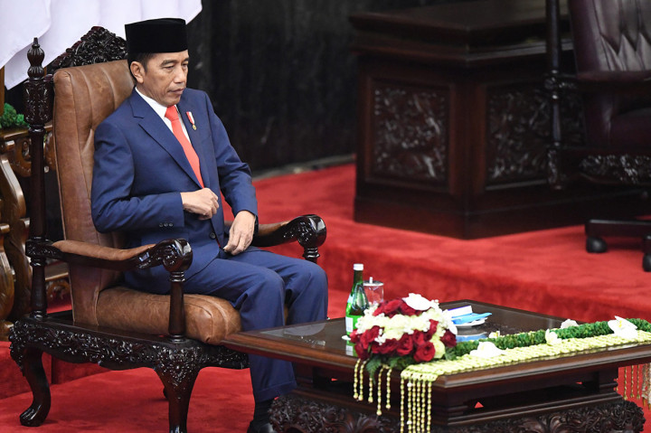 Presiden Joko Widodo mengikuti upacara pelantikan presiden dan Wakil Presiden di Gedung Nusantara, kompleks Parlemen, Senayan, Jakarta.