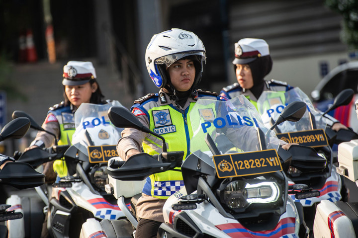 Operasi Zebra Jaya 2019 menyasar pengendara baik roda empat atau roda dua yang tidak dilengkapi surat-surat seperti SIM dan STNK hingga tak menggunakan helm saat berkendara.