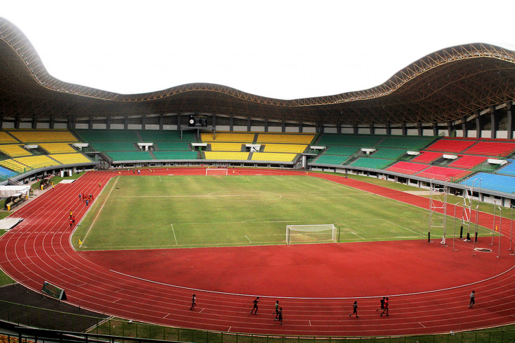Stadion Patriot Candrabhaga adalah stadion multi-fungsi di Kota Bekasi, Jawa Barat. Stadion ini lebih sering digunakan dalam pertandingan sepak bola. Stadion dibangun pada 1980 untuk menjadi tuan rumah Pekan Olahraga Daerah Jawa Barat IV Tahun 1984. Kapasitas stadion adalah 30 ribu menonton. Antara Foto/Risky Andrianto