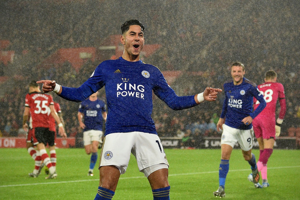 Keunggulan besar tidak menghentikan Leicester untuk mengobrak-abrik pertahanan tuan rumah. Hasilnya pada menit ke-57 The Foxes menambah keunggulan lewat gol ketiga Perez.