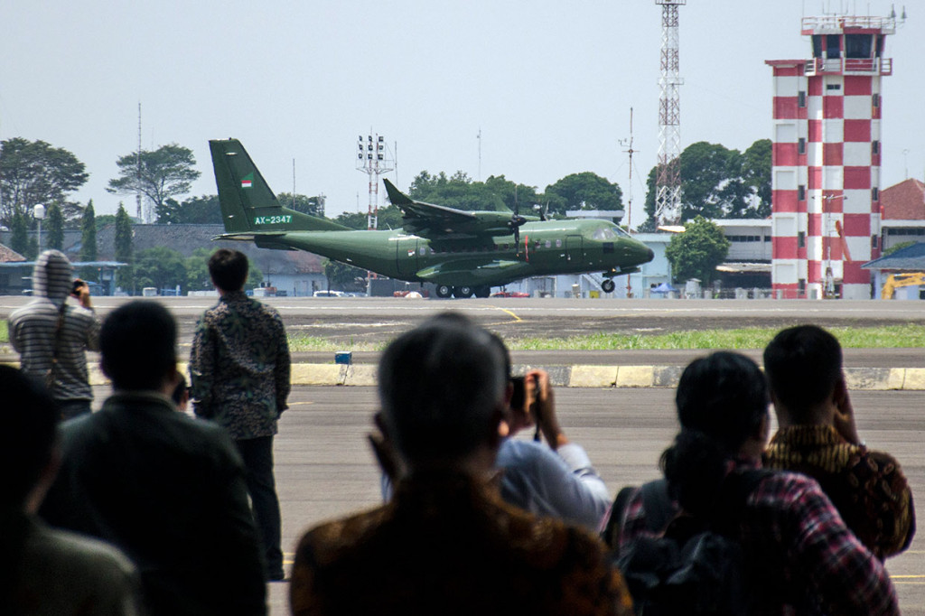 PTDI melalui pendanaan dari Lembaga Pembiayaan Ekspor Indonesia (LPEI) dengan Skema National Interest Account (NIA) melakukan ekspor satu unit pesawat terbang CN235-220 Military Transport untuk Nepalese Army.