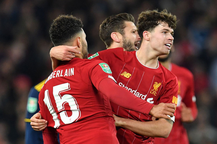 Pada menit ke-58, Oxlade-Chamberlain menipiskan skor menjadi 3-4 lewat tendangan voli jarak jauh nan spektakuler pada menit ke-58.   