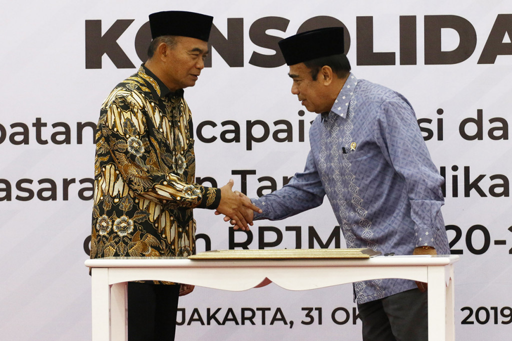 Masing-masing menteri memaparkan program strategis yang akan dilaksanakan oleh kementeriannya. Berbagai program tersebut kemudian akan dikaitkan dan disinergikan satu sama lain antar kementerian-lembaga.