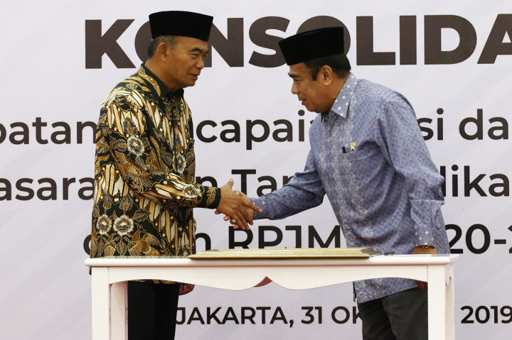 Masing-masing menteri memaparkan program strategis yang akan dilaksanakan oleh kementeriannya. Berbagai program tersebut kemudian akan dikaitkan dan disinergikan satu sama lain antar kementerian-lembaga.