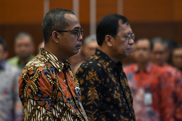 Karir Suryo makin meningkat ketika menjabat Kepala Kantor Wilayah Direktorat Jenderal Pajak Jawa Tengah I pada 2009, Direktur Peraturan Perpajakan I pada 2010, Direktur Ekstensifikasi dan Penilaian pada 2015, dan Staf Ahli Menteri Keuangan bidang Kepatuhan Pajak pada 2015.