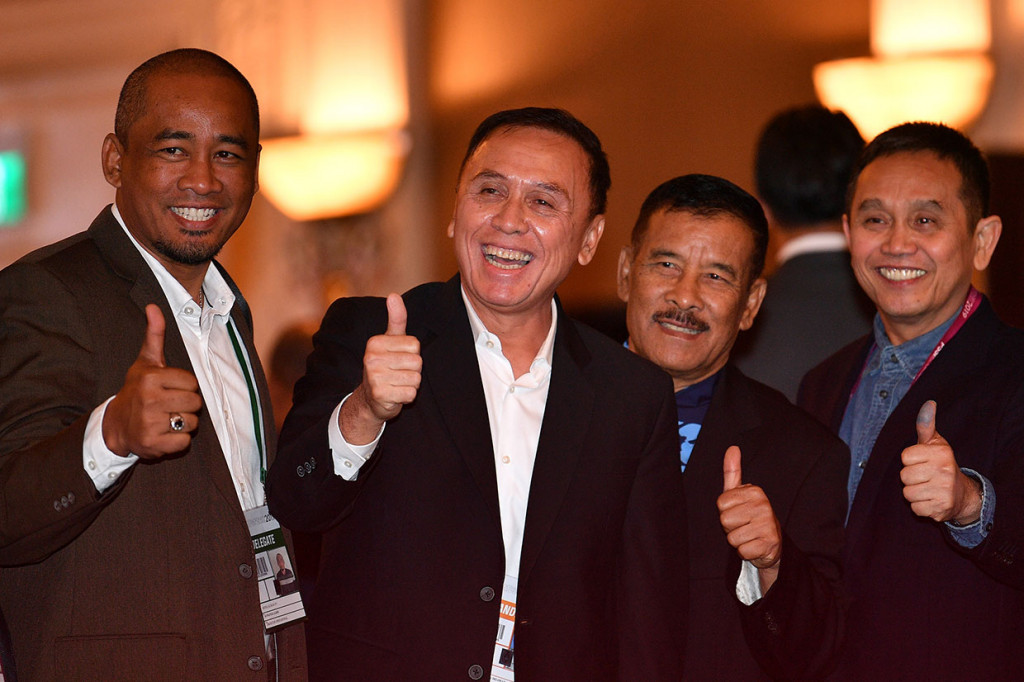 Mochamad Iriawan atau akrab dipanggil Iwan Bule terpilih menjadi Ketua Umum PSSI periode 2019-2023 setelah menang mutlak dalam penghitungan suara. 