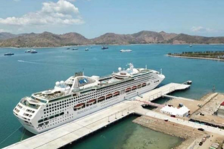 Kapal yang memilliki Panjang 261 meter dan draft 8,2 meter ini mengangkut 1.988 turis dari Fremantle Australia  yang akan berkunjung ke Lombok. Pada saat ini Lombok merupakan salah satu  destinasi wisata “super prioritas Mandalika” yang menjadi andalan Indonesia. 