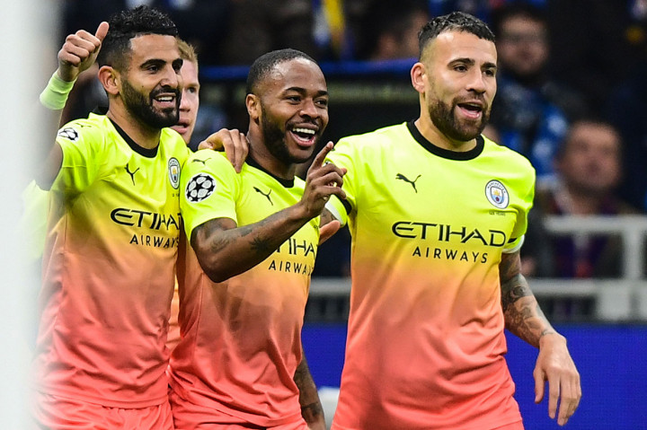 Terus menekan, The Citizens akhirnya berhasil menjebol gawang Atalanta pada menit ke-7. Mendapat umpan matang dari Gabriel Jesus, sepakan Raheem Sterling tidak mampu ditahan kiper Atalanta Pierluigi Gollini.