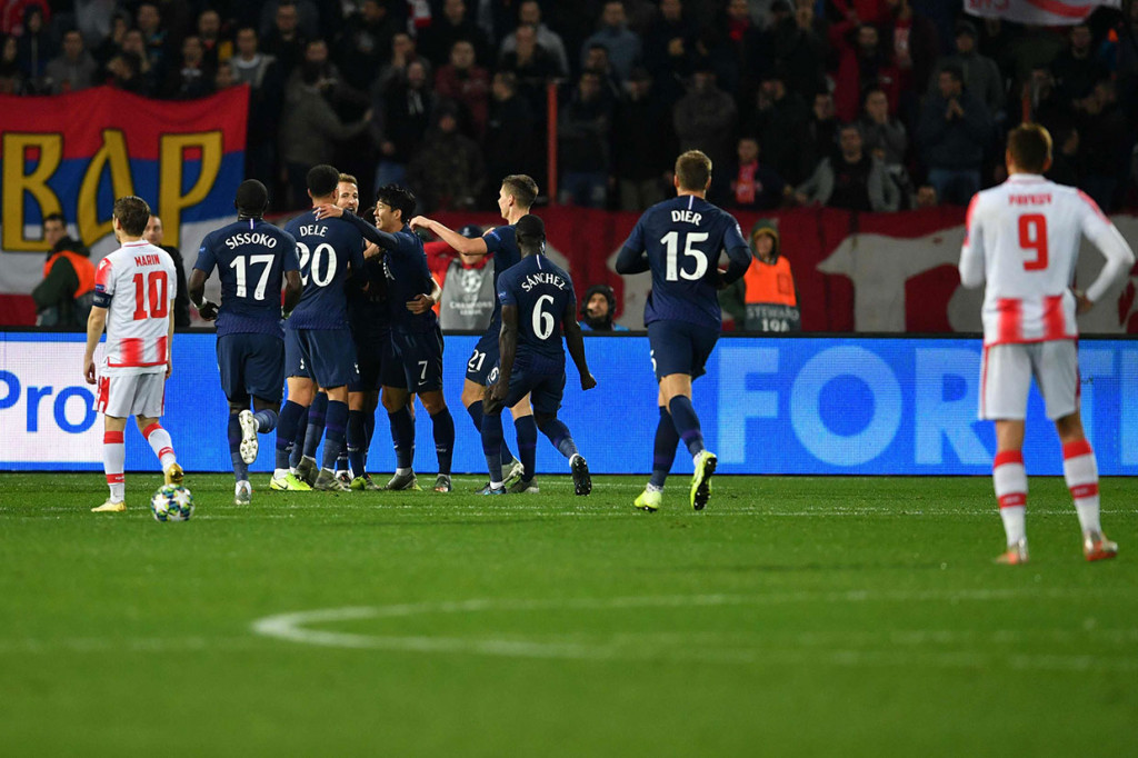 Tottenham Hotspur baru bisa membuka keunggulan saat laga berjalan 33 menit. Tembakan keras Giovani Lo Celso berhasil menjebol gawang Red Star Belgrade. Skor 1-0 bertahan hingga turun minum.