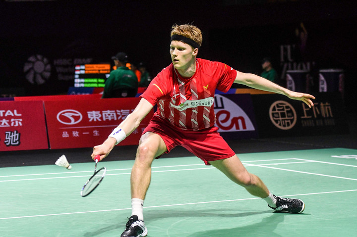 Jojo harus mengakui keunggulan dari wakil Denmark, Anders Antonsen, pada babak perempat final China Open 2019.